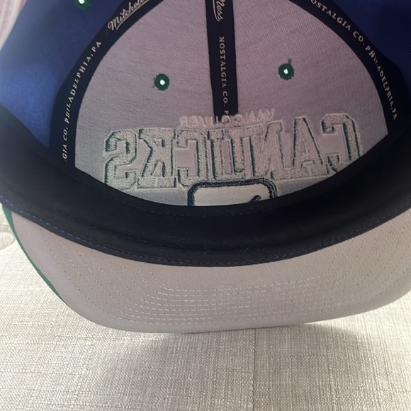 Vancouver Canucks SnapBack - Picture 5 of 5